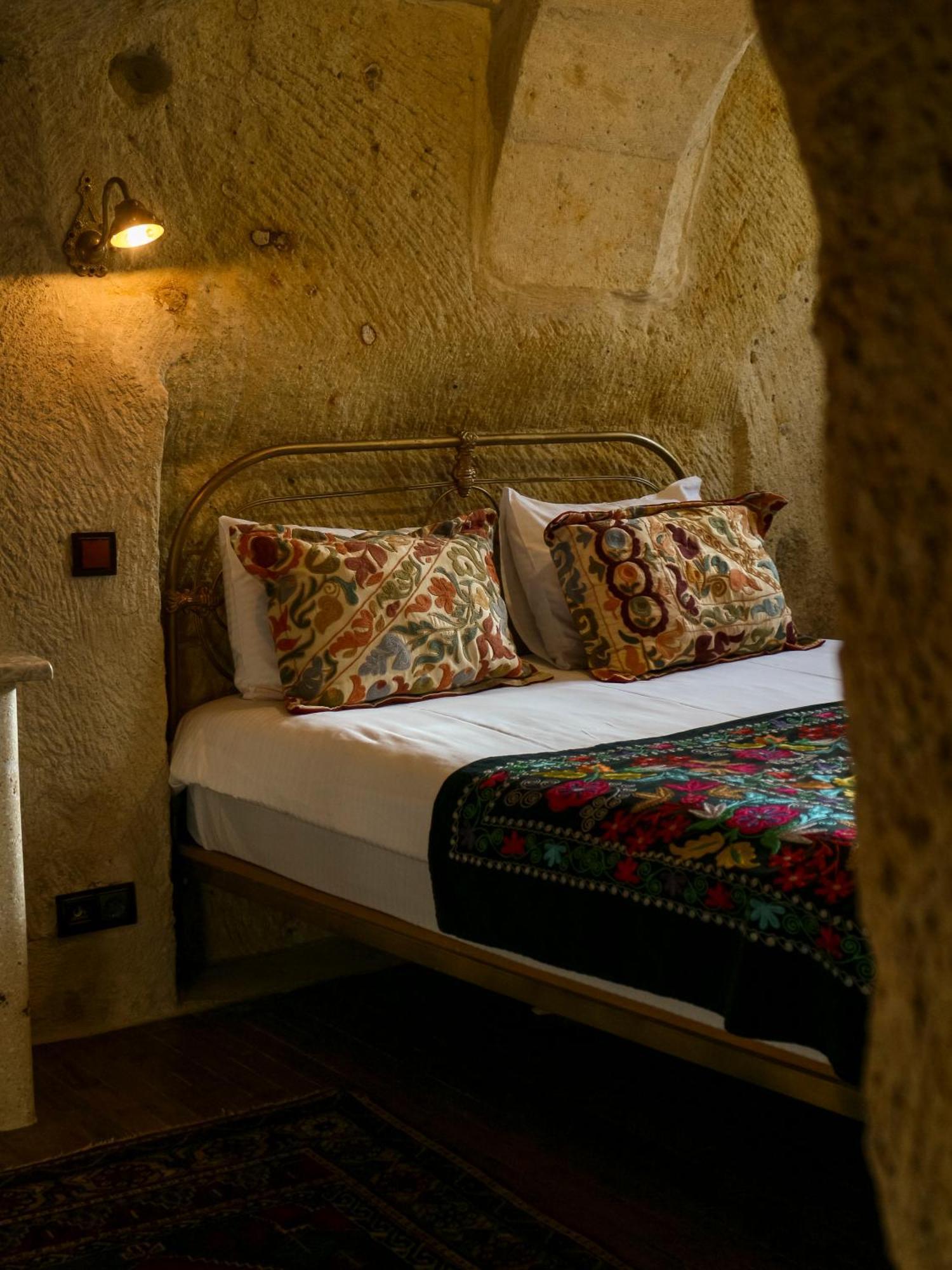 Canela Cave Hotel - Cappadocia Cavusin Екстер'єр фото