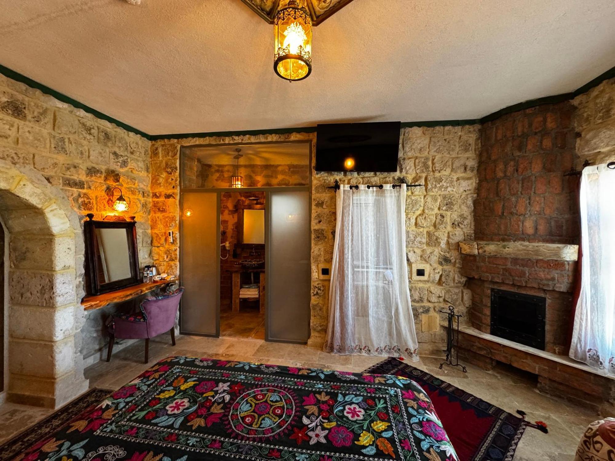 Canela Cave Hotel - Cappadocia Cavusin Екстер'єр фото